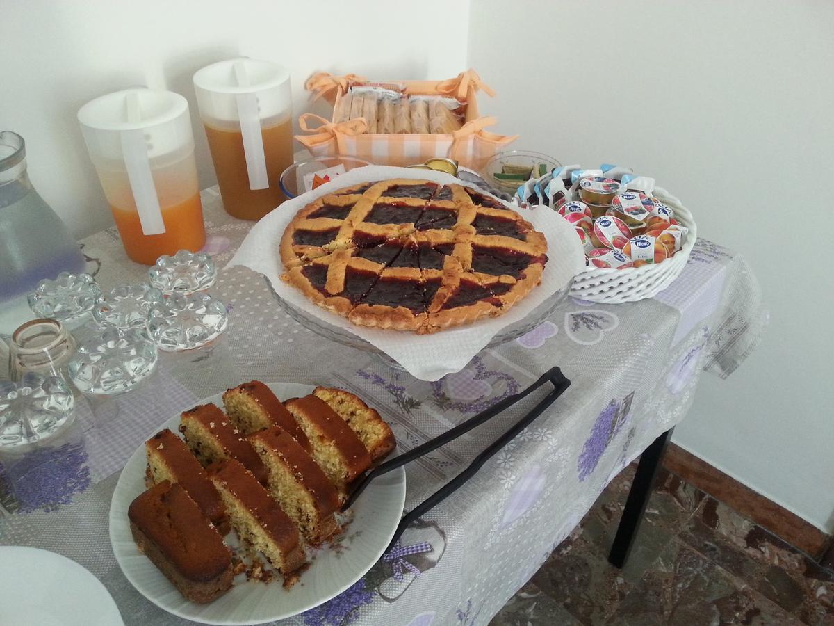 B&B Civico22 Civitanova Marche Ngoại thất bức ảnh