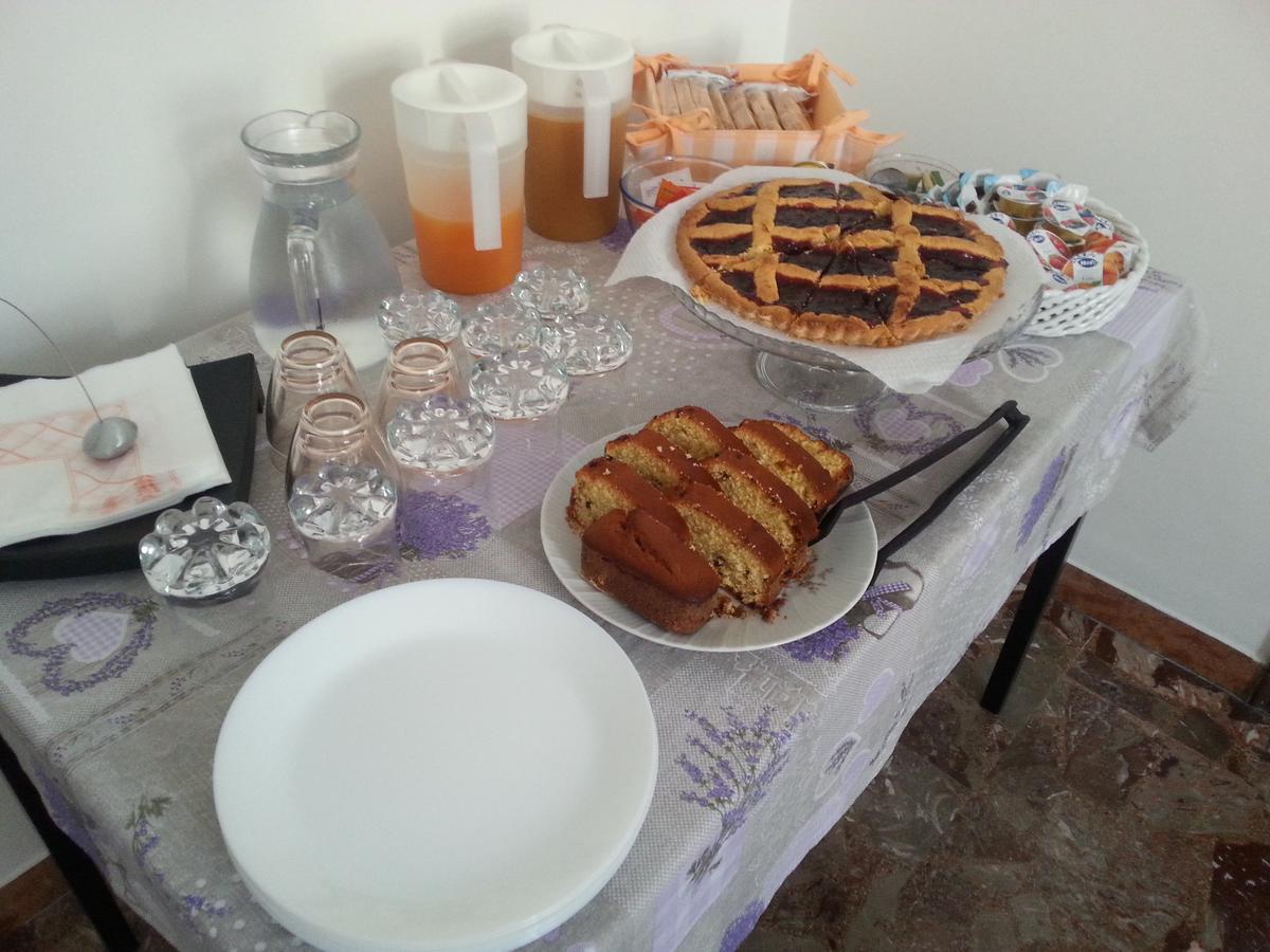B&B Civico22 Civitanova Marche Ngoại thất bức ảnh